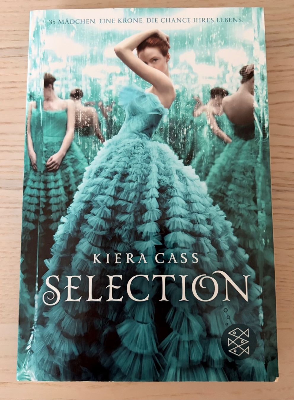 Libri: Selection von Kiera Cass – Usato da Wettingen venduto da MiSoMa