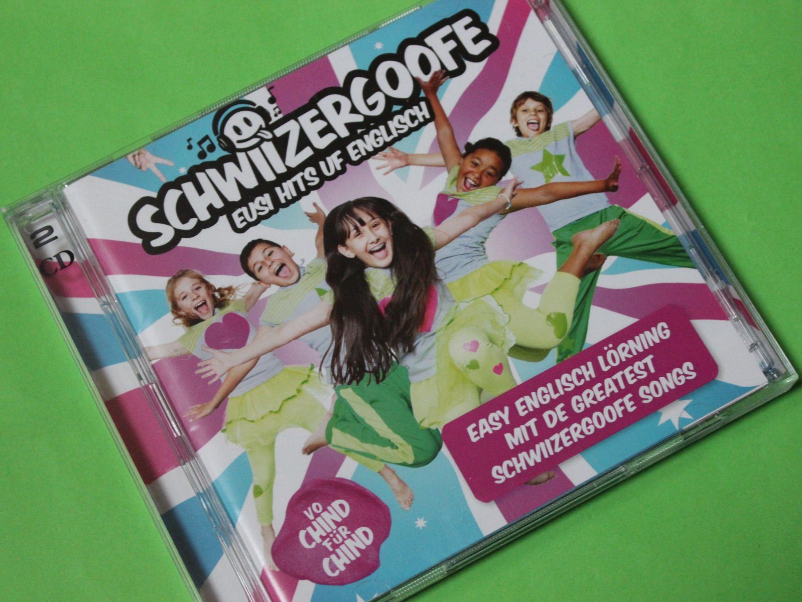 CD: Schwiizergoofe - Eusi Hits uf Englisch 2CDs 2013 – Usato da Tübach venduto da JamesStone