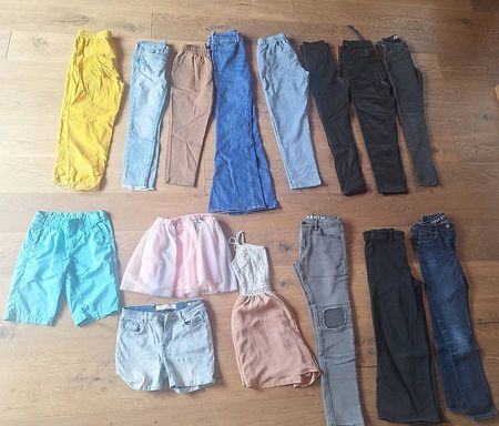 Kleiderpaket 146/152/158