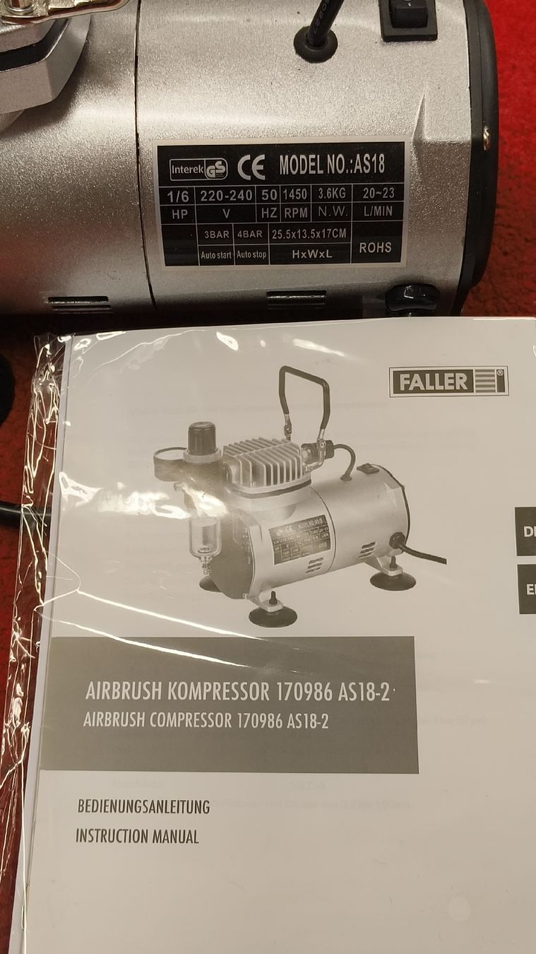 Compresseurs: Mini Faller Airbrush Kompressor – D'occasion à Untersiggenthal par Tacticos