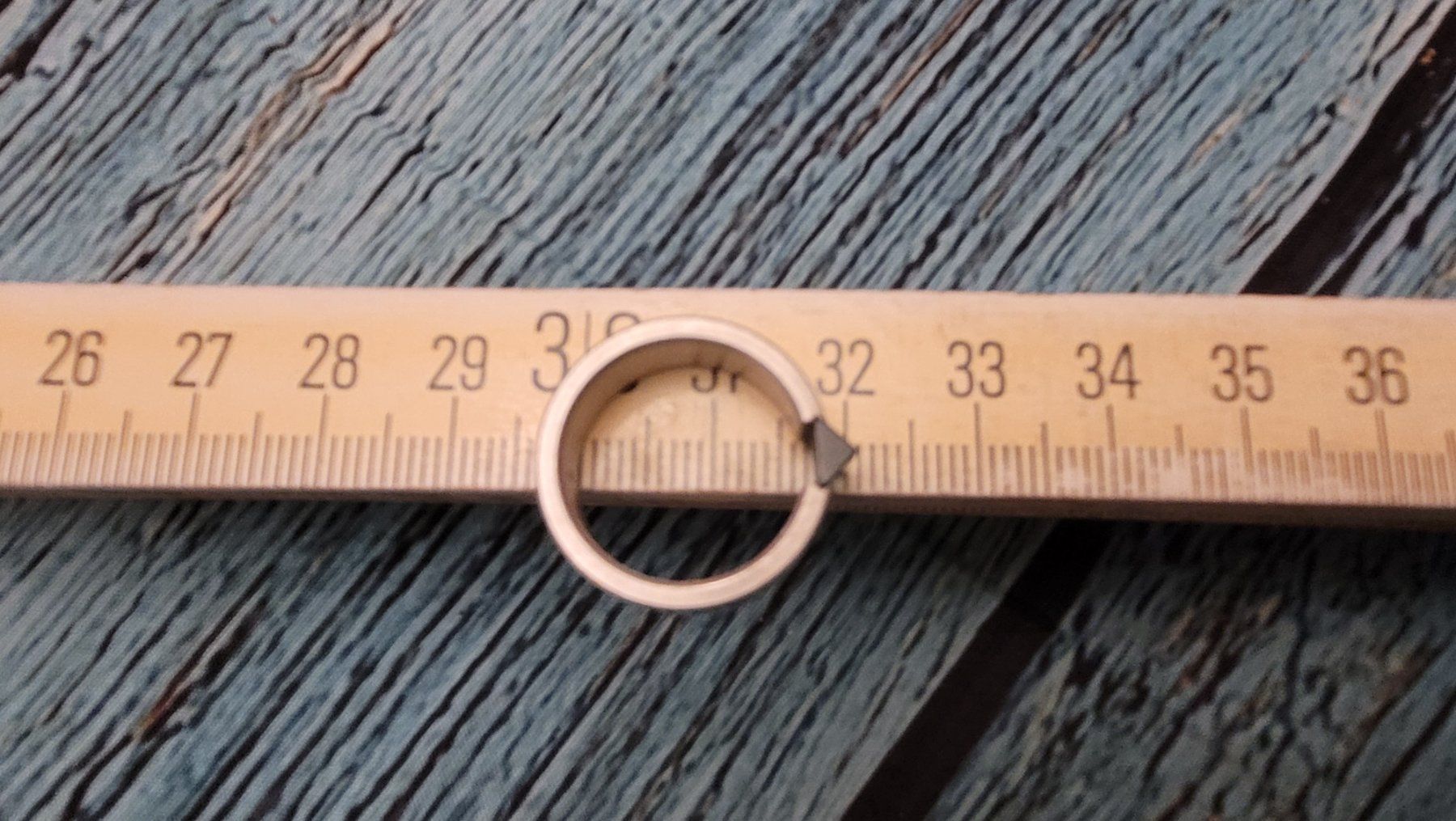 Ringe: Stahlring mit grünem Stein – Neu (gemäss Beschreibung) aus Courtételle von Anais72 3