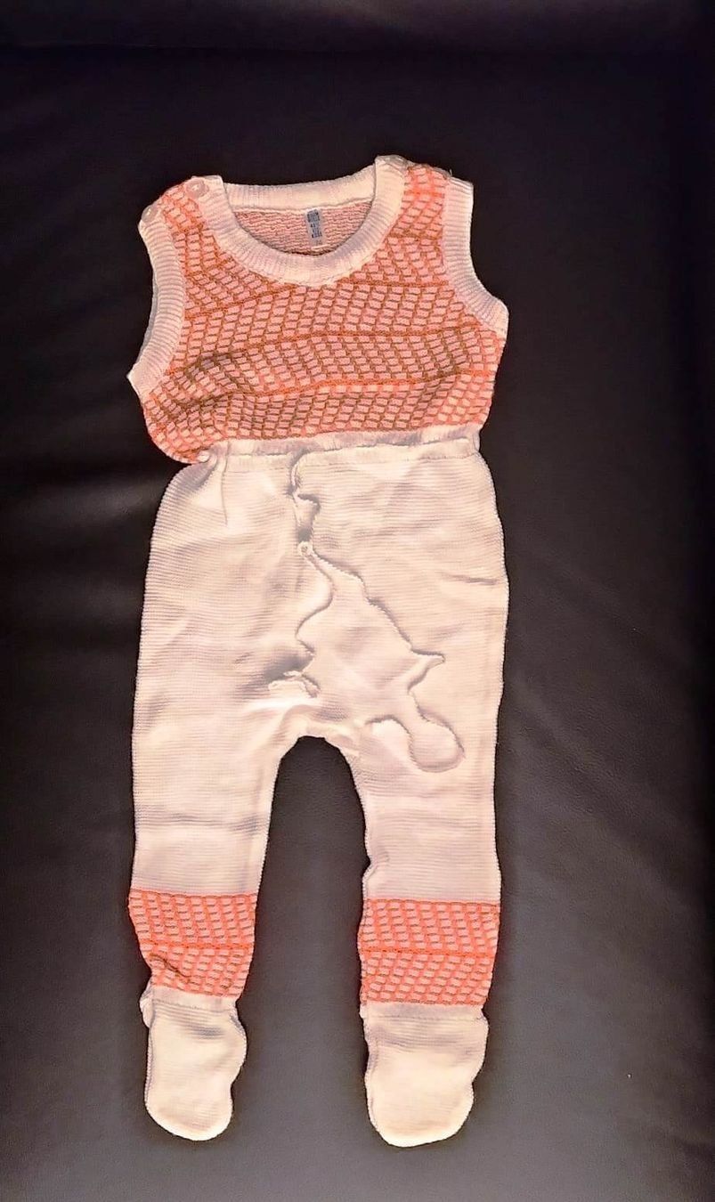 Pagliaccetti: Strampler, gestrickt in Weiss/Orange – Nuovo e nell'imballaggio originale da Zürich venduto da 1-2-3-Kaufen