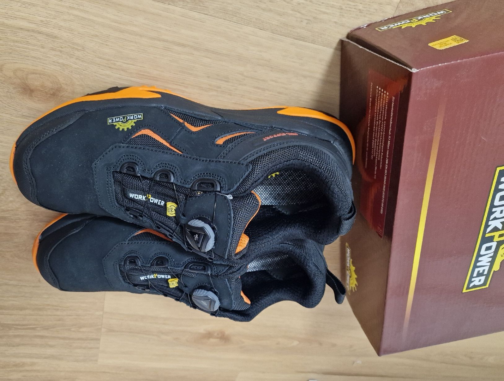 Scarpe da uomo: Sicherheitsschuhe GR 47 NEU – Nuovo (secondo la descrizione) da Wil SG venduto da aerofire 6