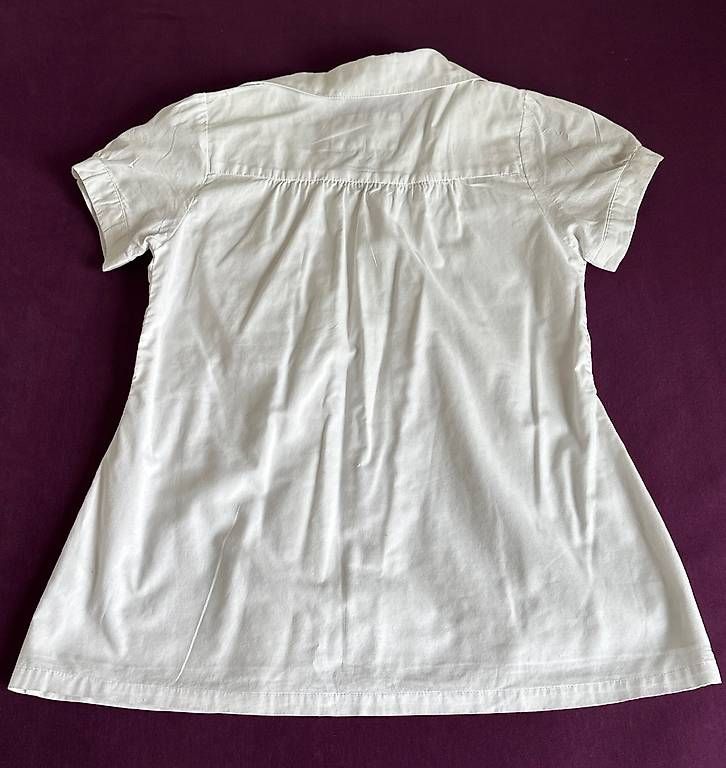 Camicette, T-shirt & Top: Guess Bluse 10-12 Jahre  – Usato da Merlischachen venduto da tsb-2025 3