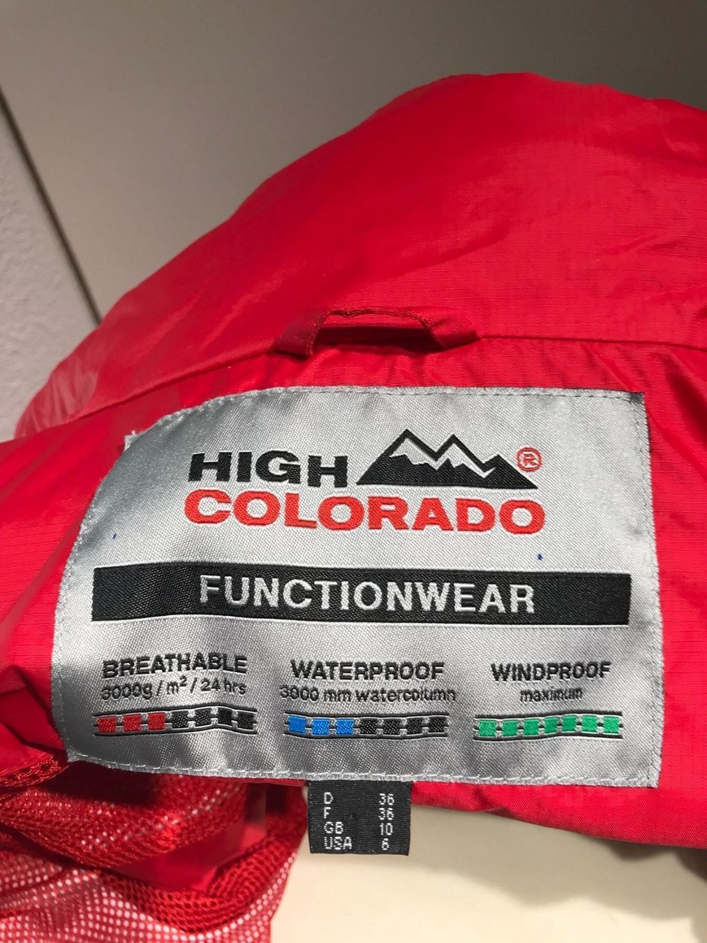 Jacken: Damen Funktionsjacke Grösse 36 – Gebraucht aus Wagenhausen von vintagesecondhand 2
