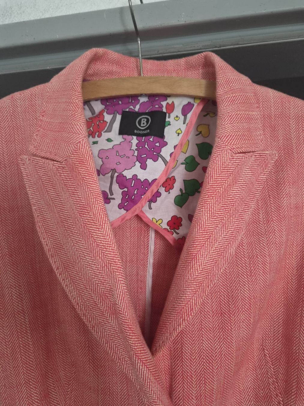 Bogner Giacche: Bogner schöner Blazer Gr. 42 – Nuovo (secondo la descrizione) da Frenkendorf venduto da Moon111 2