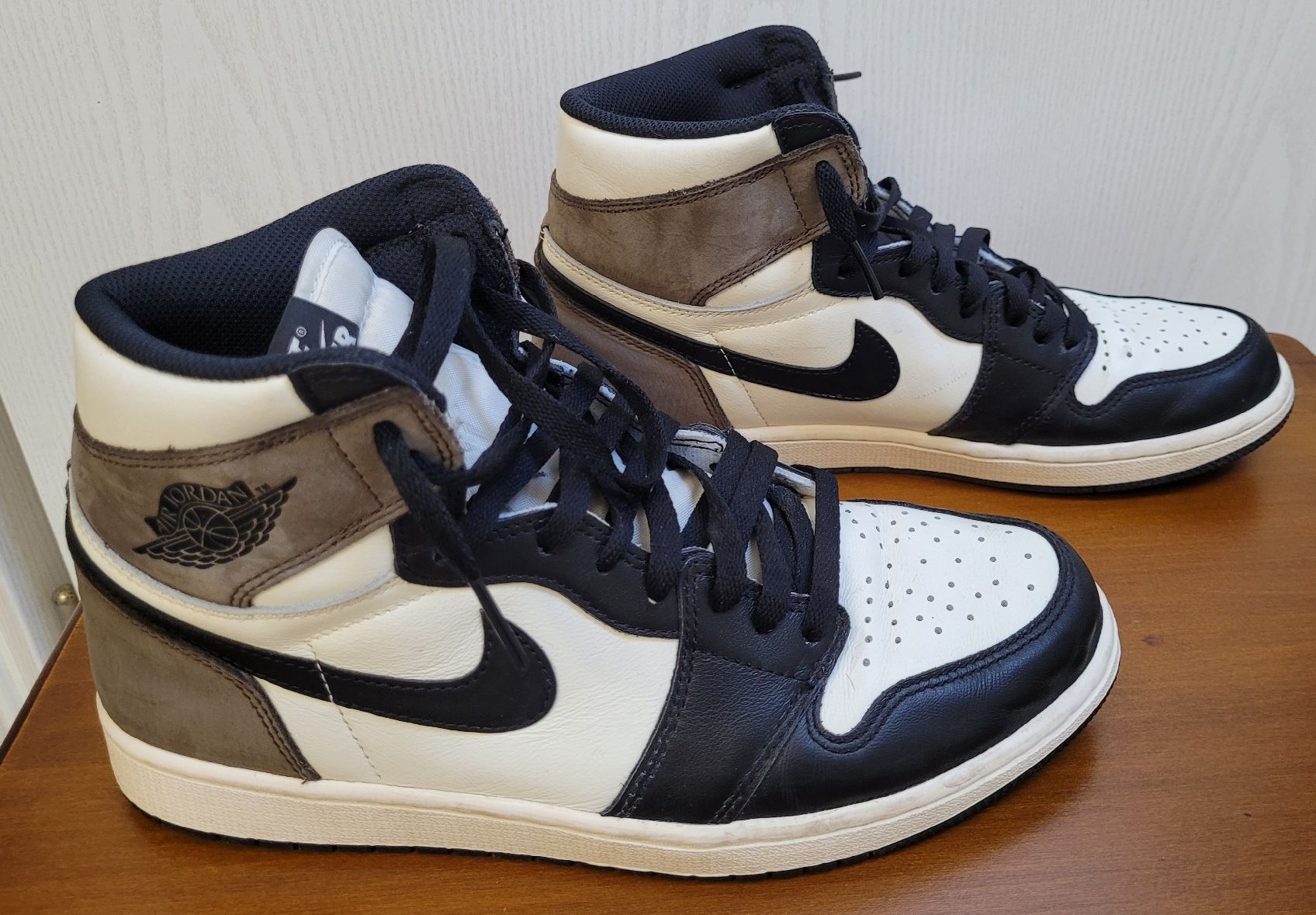 Jordan Herrenschuhe: Nike Jordan 1 dark Mocha Grösse 44 – Gebraucht aus Kappelen von Betonchic 3