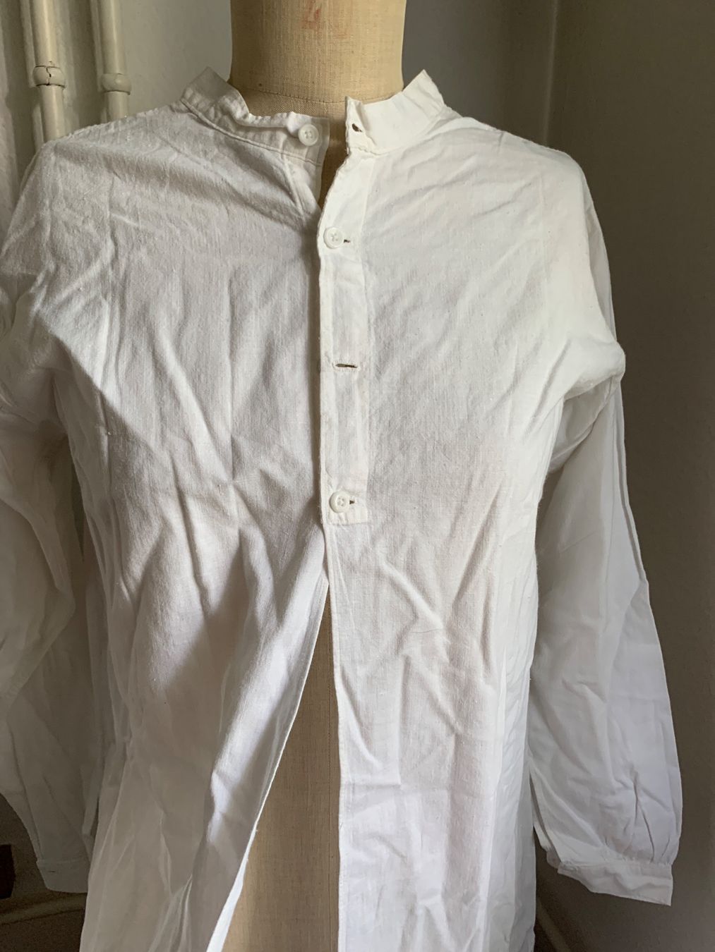 Negligees & Pigiami: Antikes Nachthemd langarm weiss Baumwolle Gr. 38 – Usato da Richterswil venduto da Moii89 4