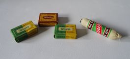 4 alte Verkaufsladen-Artikel
