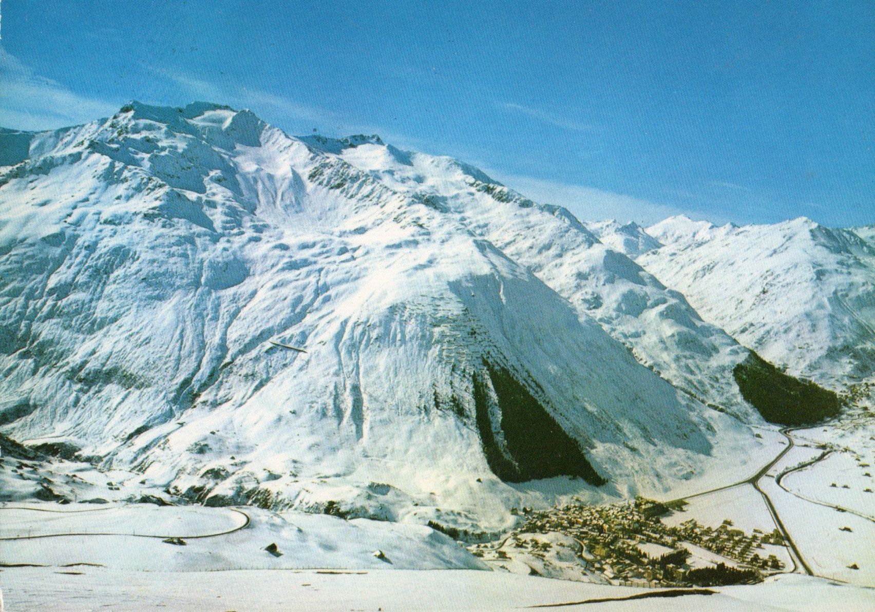 Cartes postales: Andermatt - Skigebiet Gemsstock – D'occasion à Melano par pisonsdro