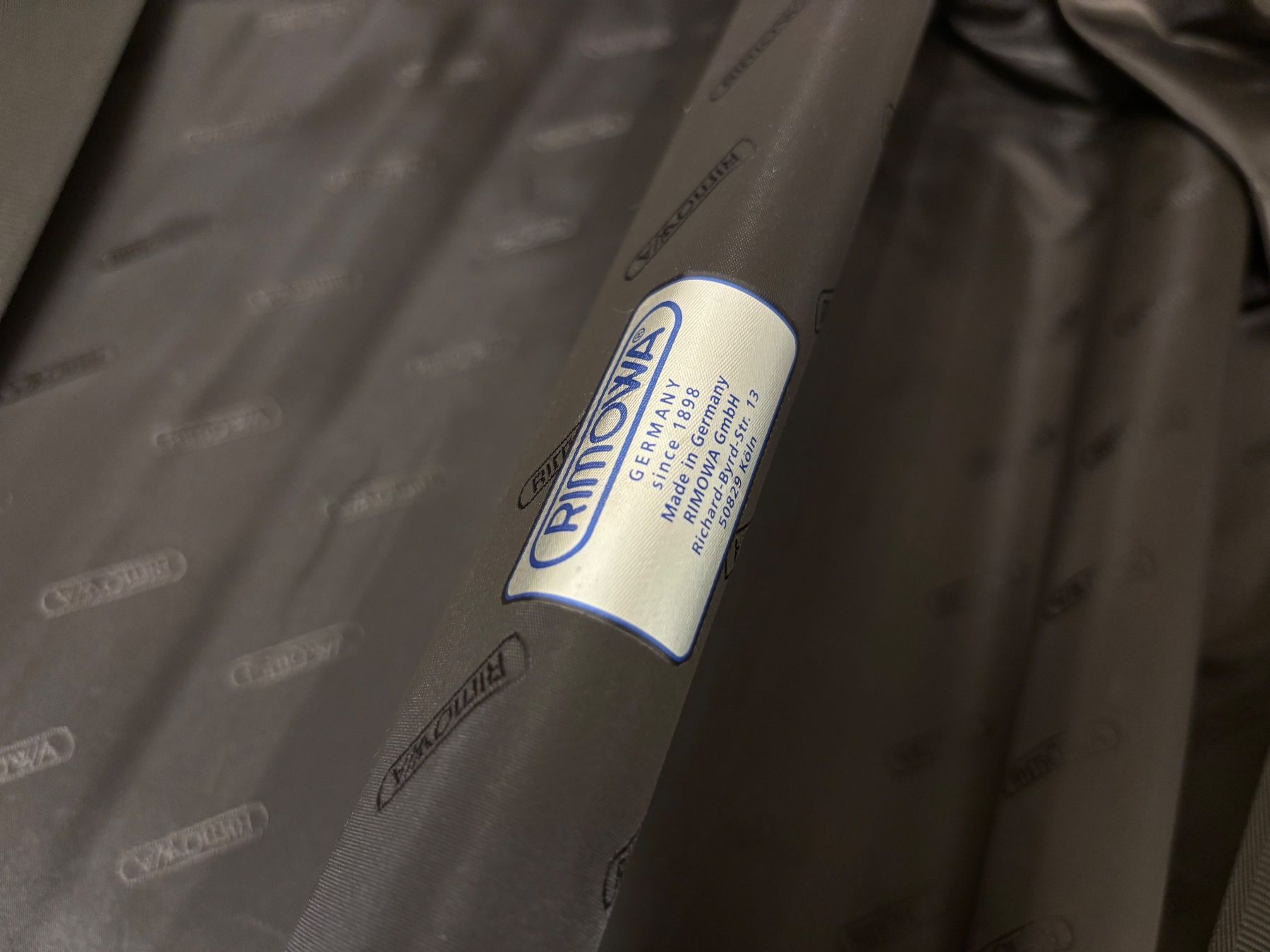 Rimowa Topas Cabin Titanium 32L Made in Germany PRE LVMH (Gebraucht) in ...