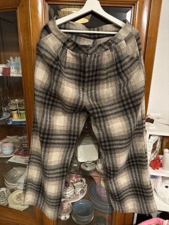 Trousers L