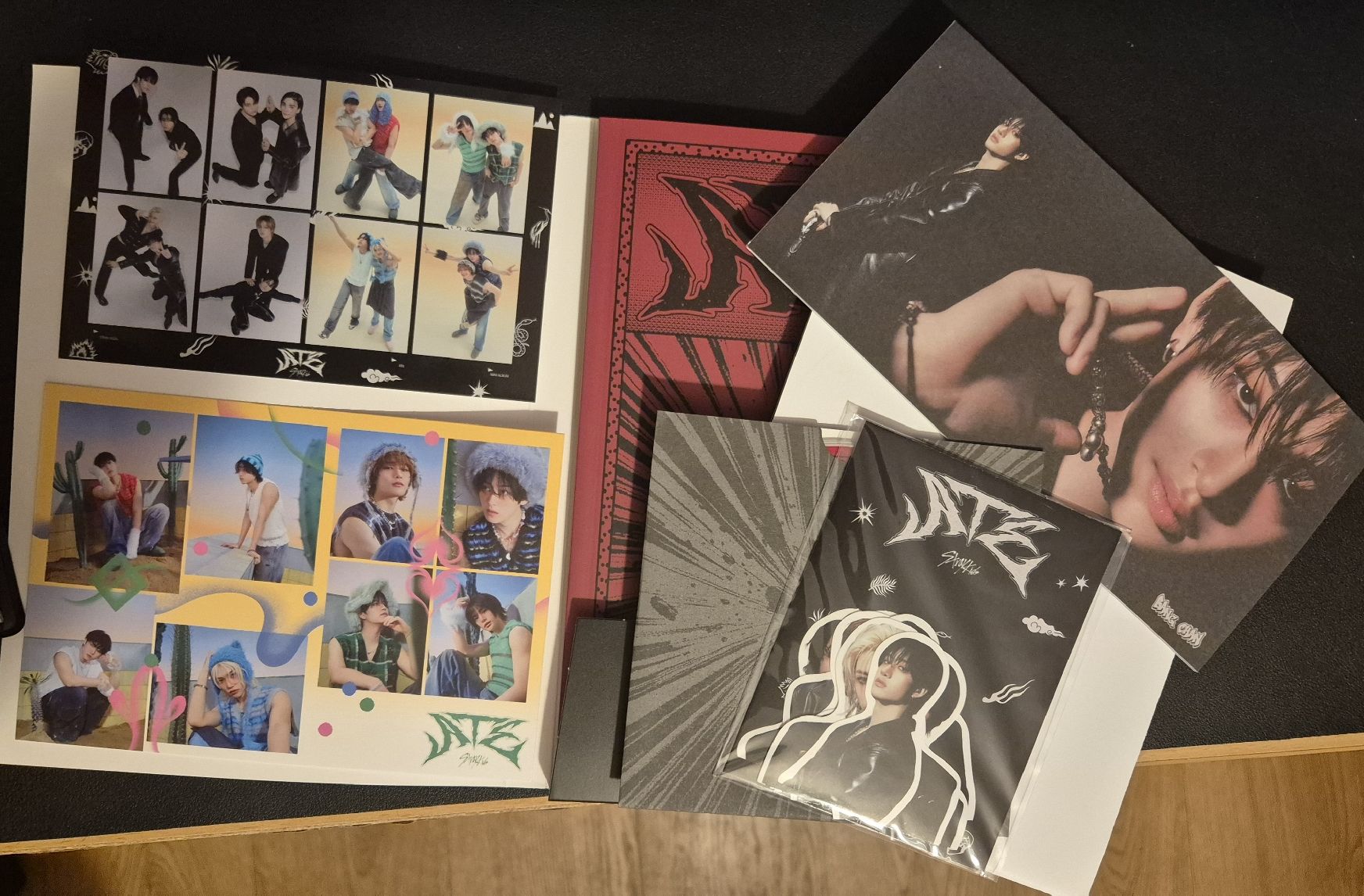 CD: Stray Kids ATE Chk Chk ver. complet – Nuovo (secondo la descrizione) da Muraz (Collombey) venduto da let_mwf2 2