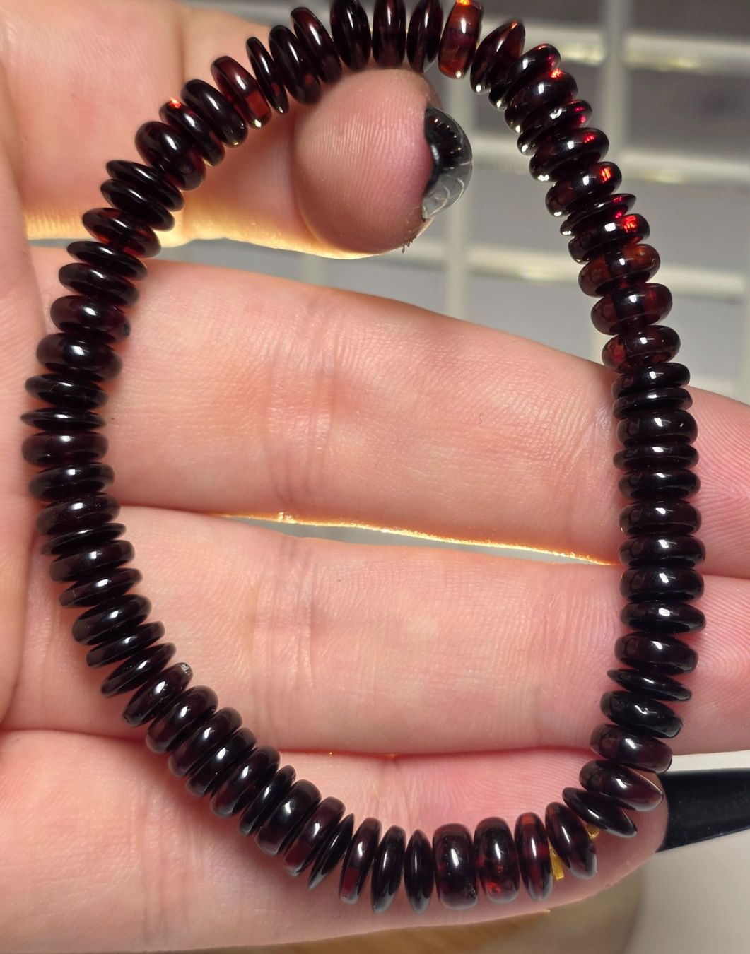 Minerali & Pietre curative: Blut Bernstein Pi Scheibe Armband 6mm – Nuovo e nell'imballaggio originale da Matzingen venduto da Shay_Crystalz