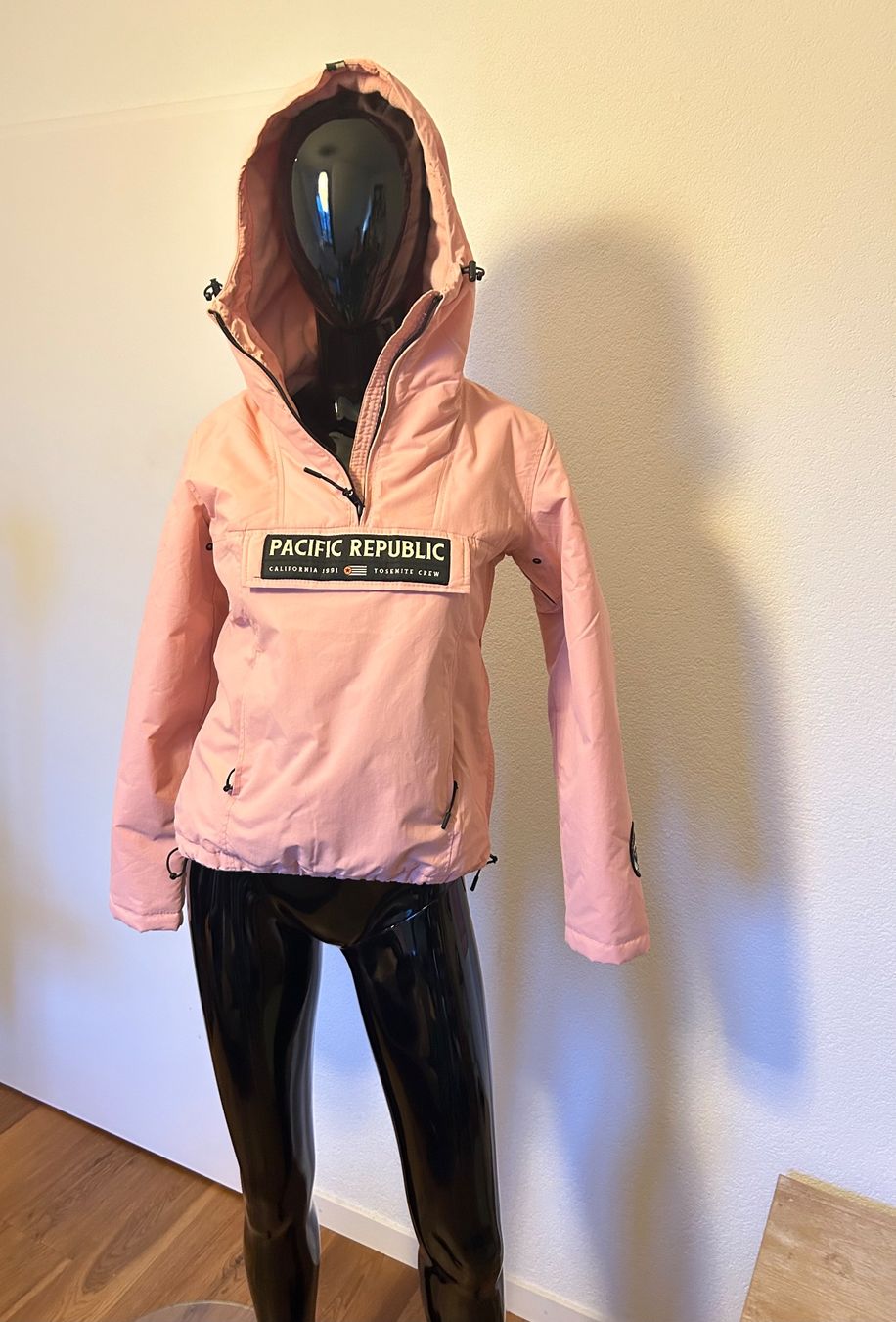 Jacken: Jacke Damen Nie getragen – Neu (gemäss Beschreibung) aus Bad Ragaz von ocl_2fyc 1