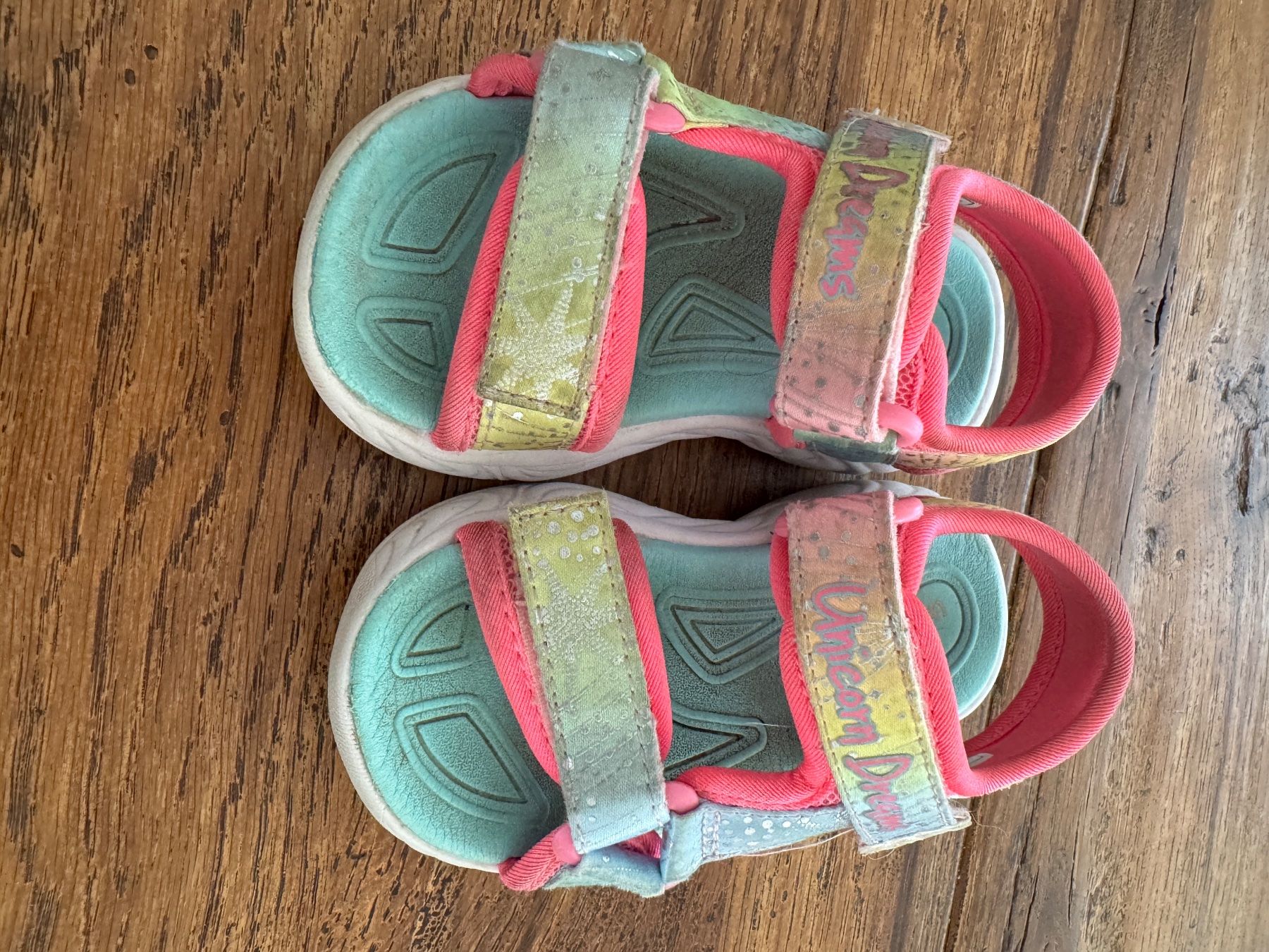 Skechers Scarpe per ragazze: Mädchen Skechers Lights Sandalen Grösse 22 – Usato da Wangen b. Olten venduto da na_wal 2