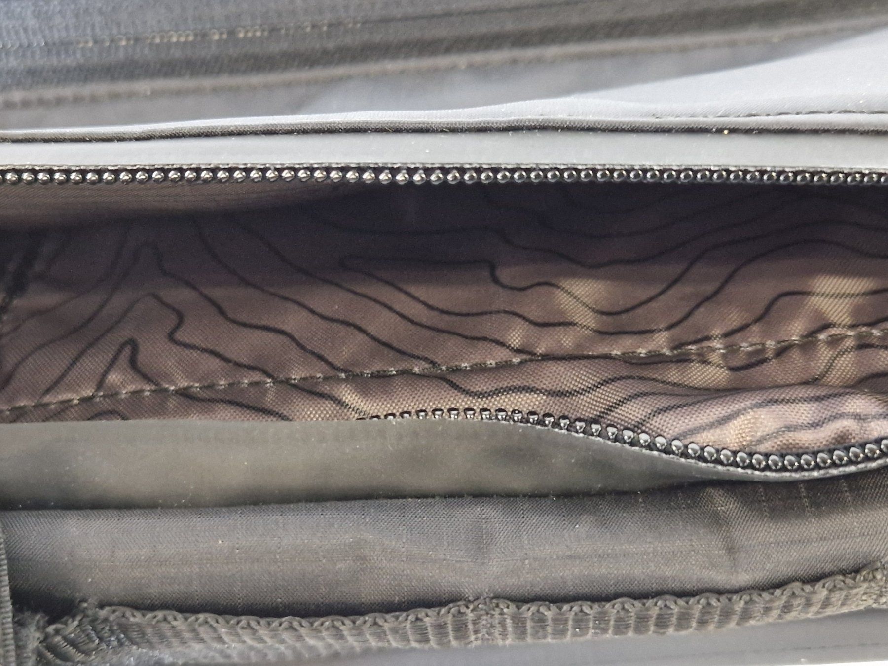 Taschen: BLACKBURN Outpost Frame Bag Black – Gebraucht aus Muhen von Restwert_Muhen 6