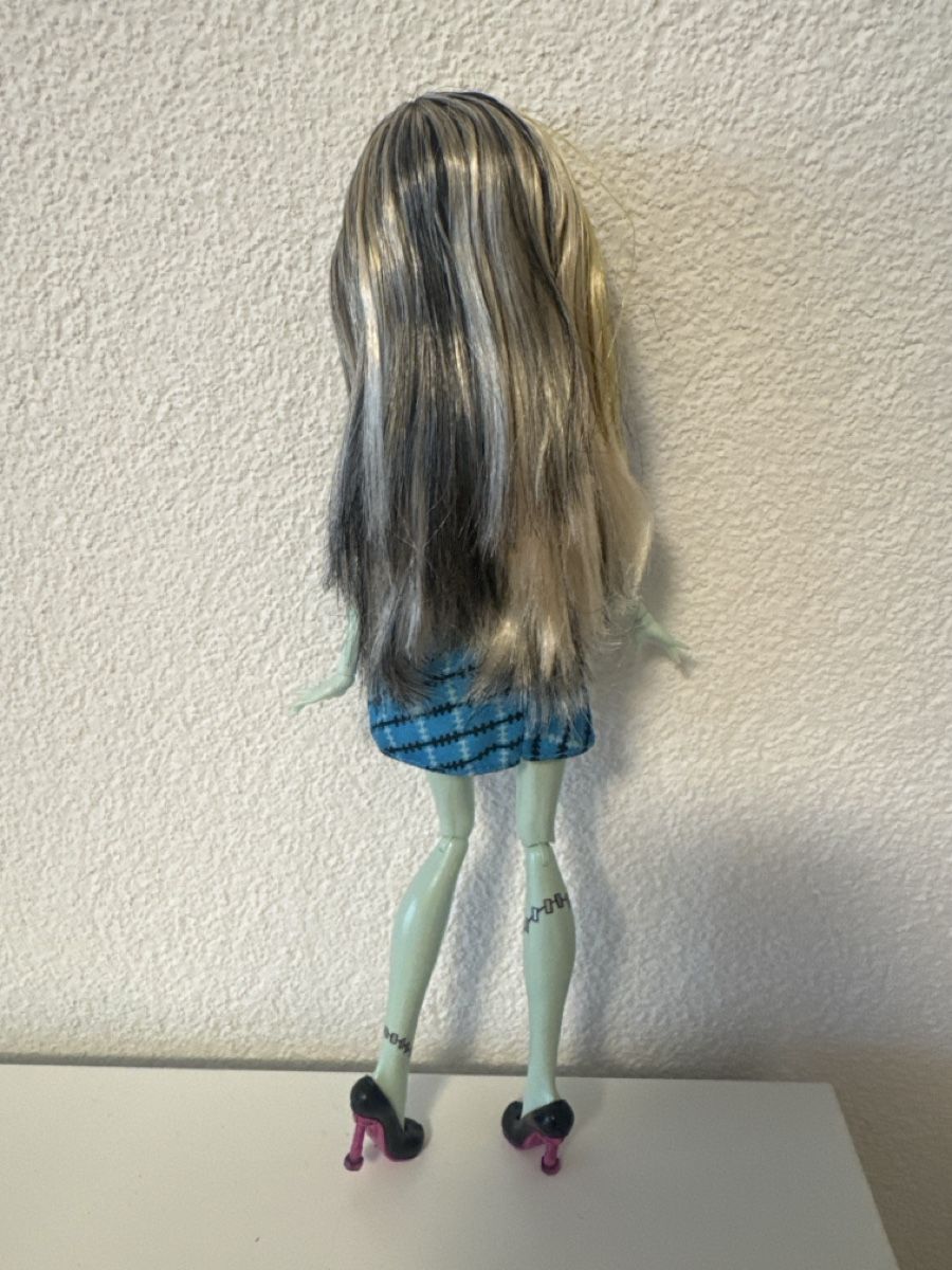 Puppen: Monster High Frankie Stein Doll  – Gebraucht aus Wil SG von eid_m7ks 1