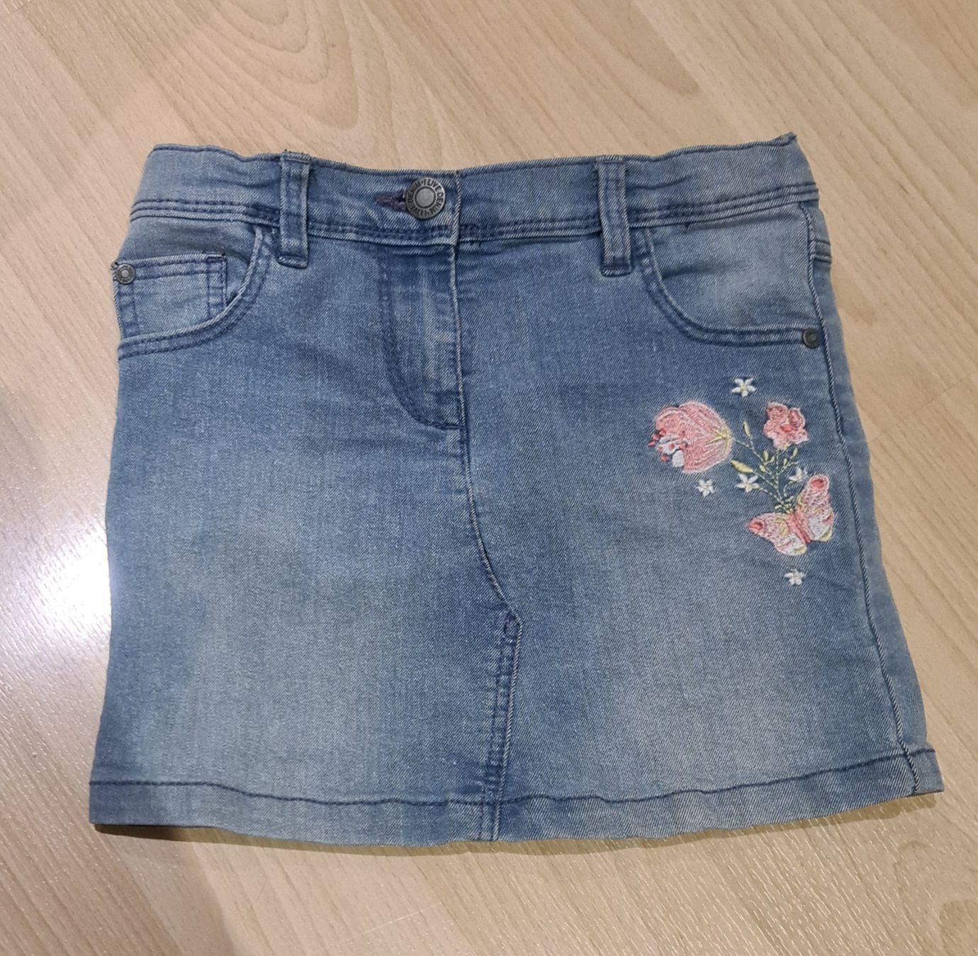 Vestiti & Gonne: Jeans-Jupe für Mädchen – Usato da Fehraltorf venduto da Sumin