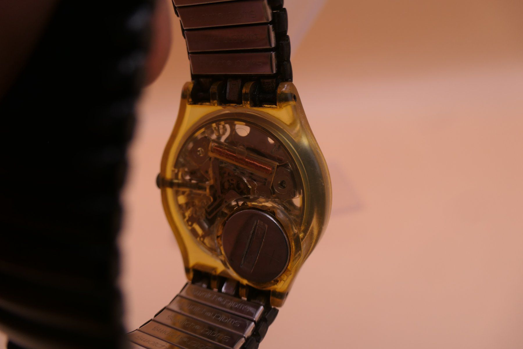 Swatch Orologi: Swatch Gent "FLAKE" GK165, neue Batterie – Usato da Thun venduto da CHRONOTIKA 4
