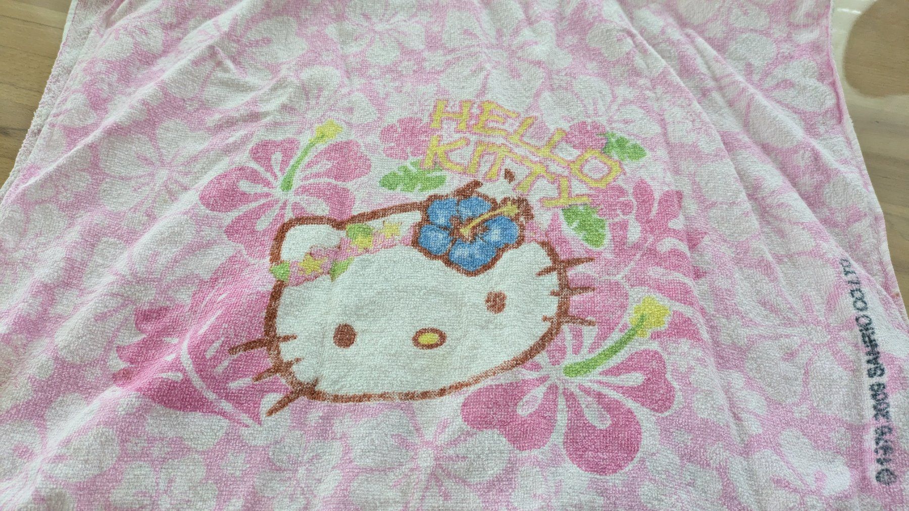 Hello Kitty Lotti & Set di vestiti: Hello Kitty Kleider Set - Divers ab. 92 – Usato da Staufen venduto da Fleby84 7