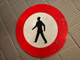 Verkehrsschild alt Verbot für Fussgänger Strassentafel 60cm