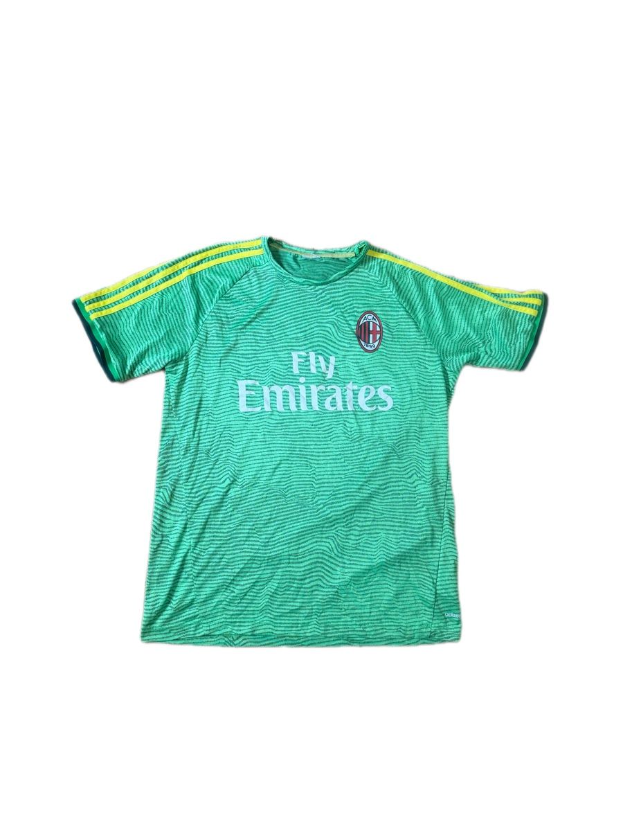 Adidas Canottiere & Pantaloni: AC Milan Trainingstrikot  – Usato da Vilters venduto da sele08_ale08