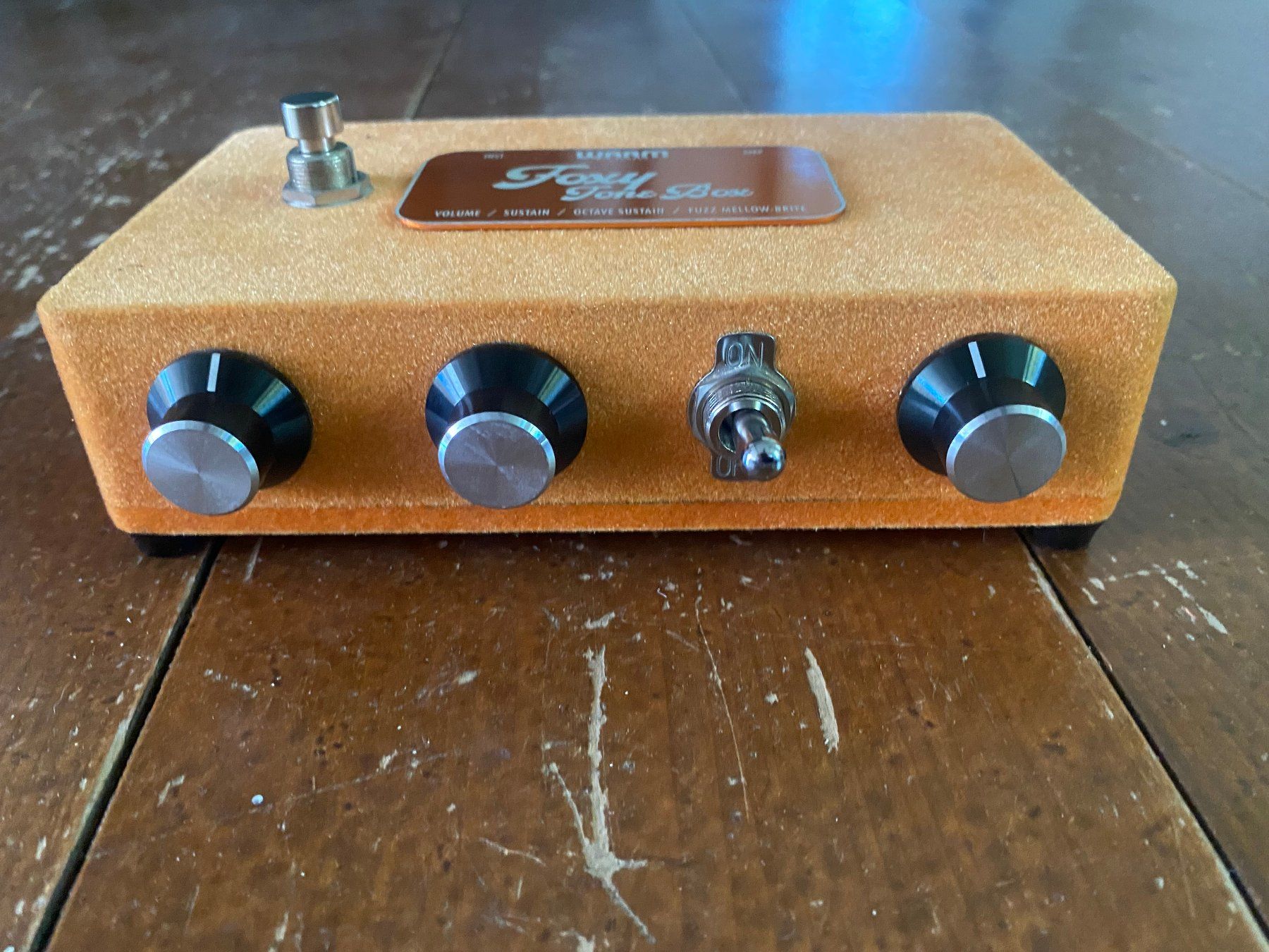 Warm Audio Instruments de musique: Warm Audio Foxy Tone Fuzz – D'occasion à Bern par Huglimat 1