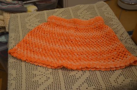 TAILLE 92 - JUPE - HANDARBEIT