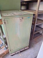 Schrank