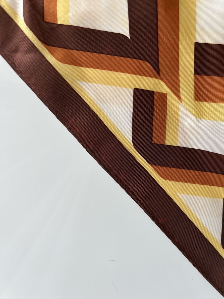 Foulards & écharpes: Paoli scarf geometric pattern brown yellow silk – Neuf (Voir description) à Saland par ele_vc96 2
