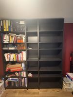 Bücherregal