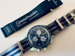 OMEGA x SWATCH Mission on Earth "James Bond", NO box&papers
