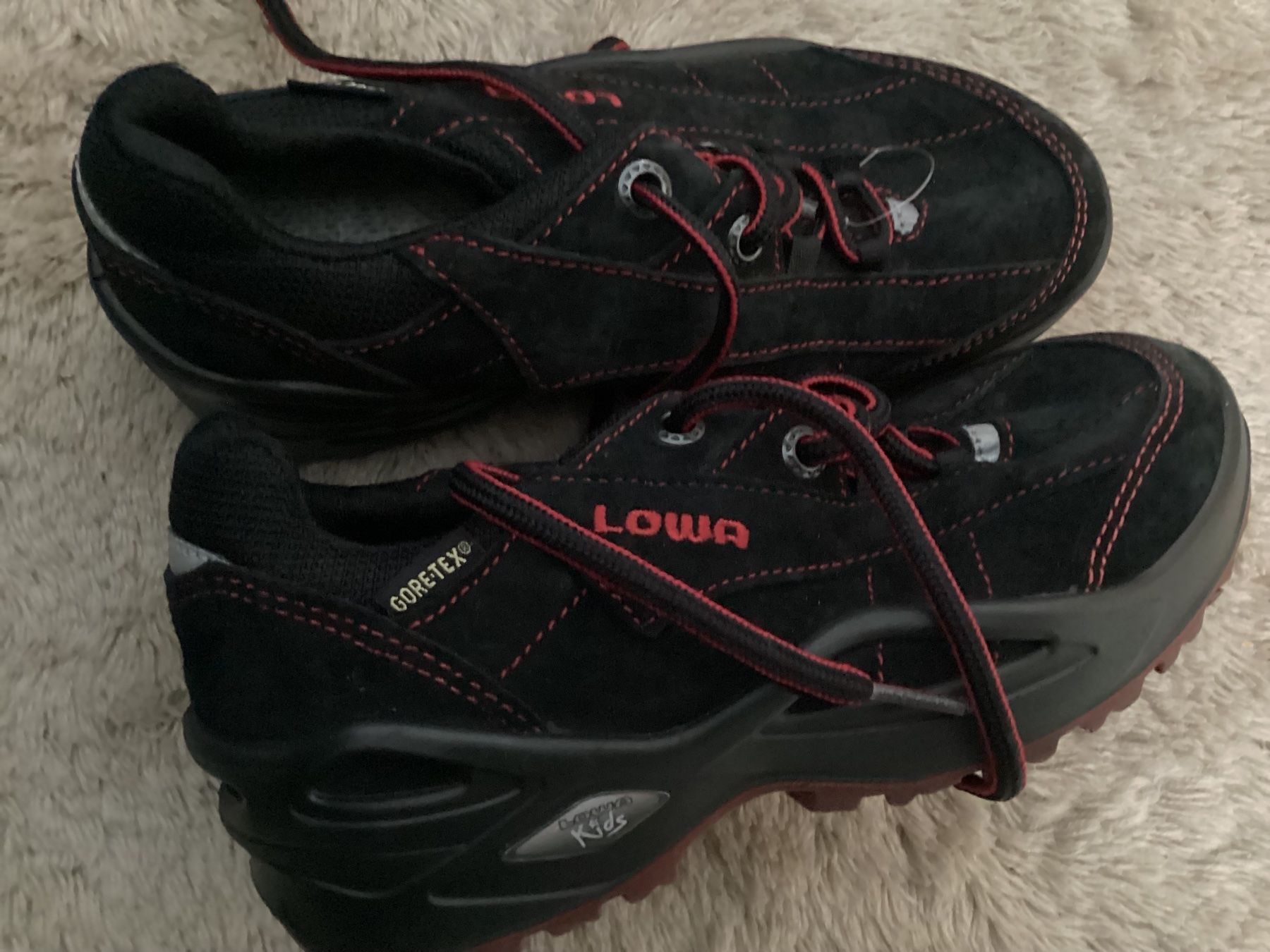 Lowa Scarpe per ragazzi: Lowa Kinder Wanderschuhe Goretex – Nuovo (secondo la descrizione) da Flüelen venduto da ne08