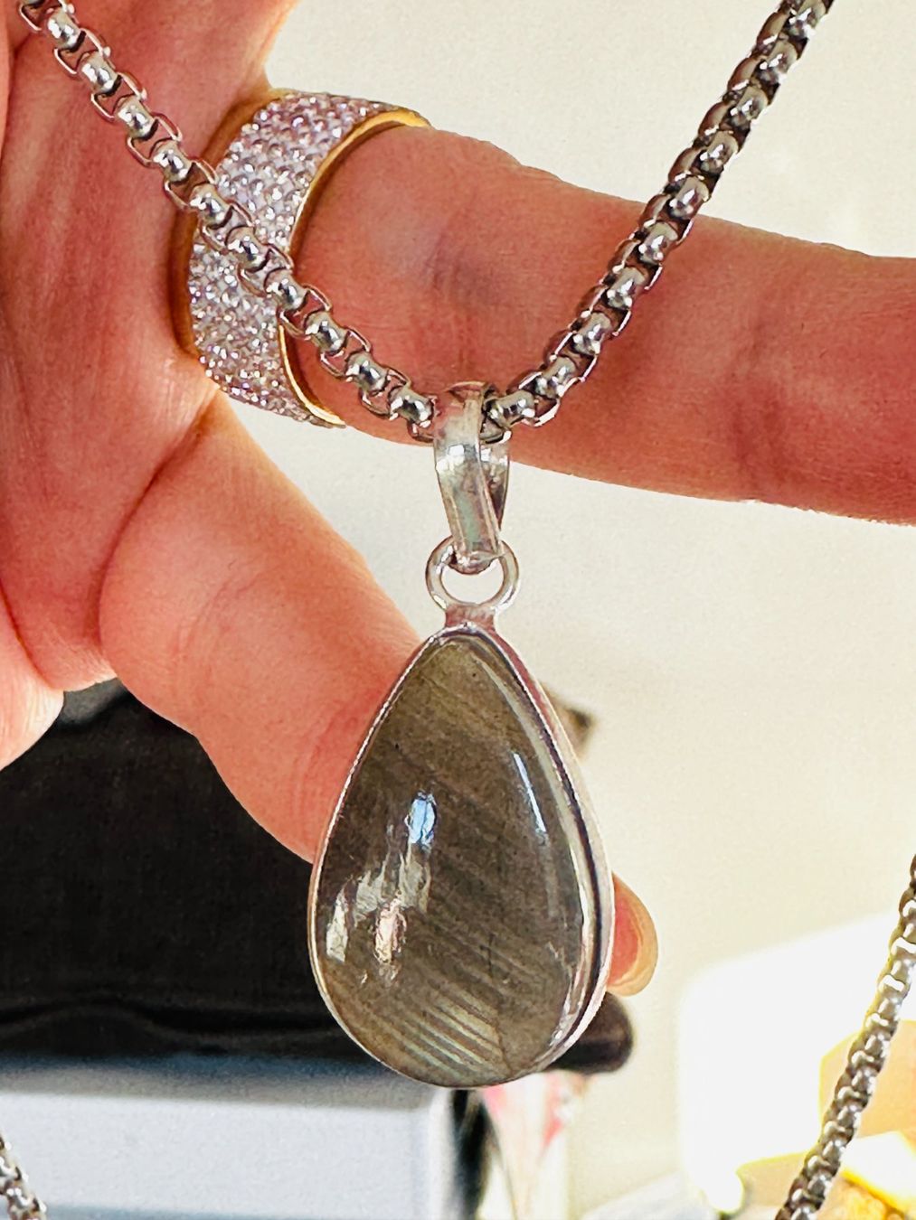 Catenine: Labradorite necklace – Nuovo e nell'imballaggio originale da Genève venduto da AGBERG 8