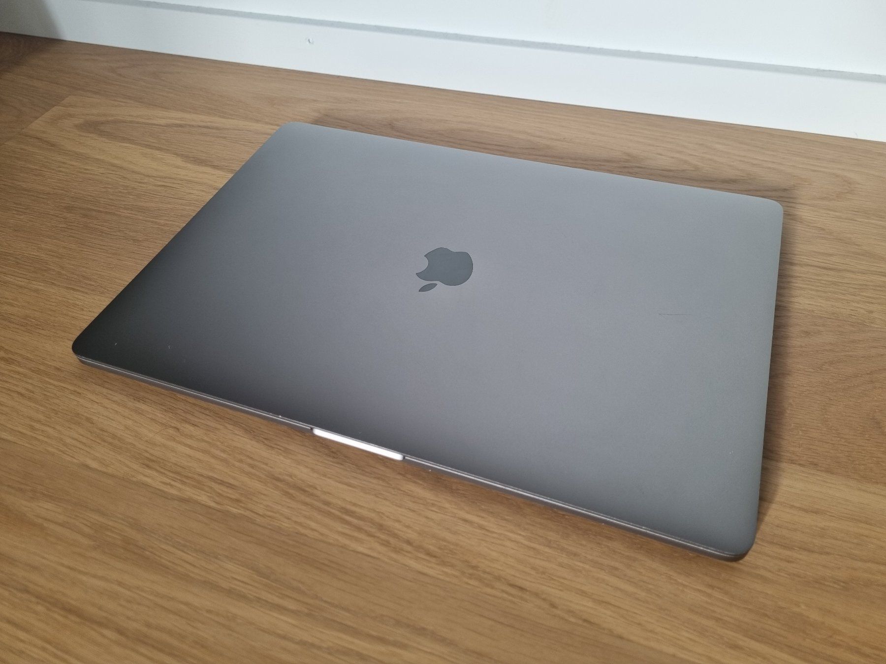 Apple Notebook: Apple MacBook Pro 2018 (15", Space Gray) – Usato da Wetzikon ZH venduto da Personalkarte 2