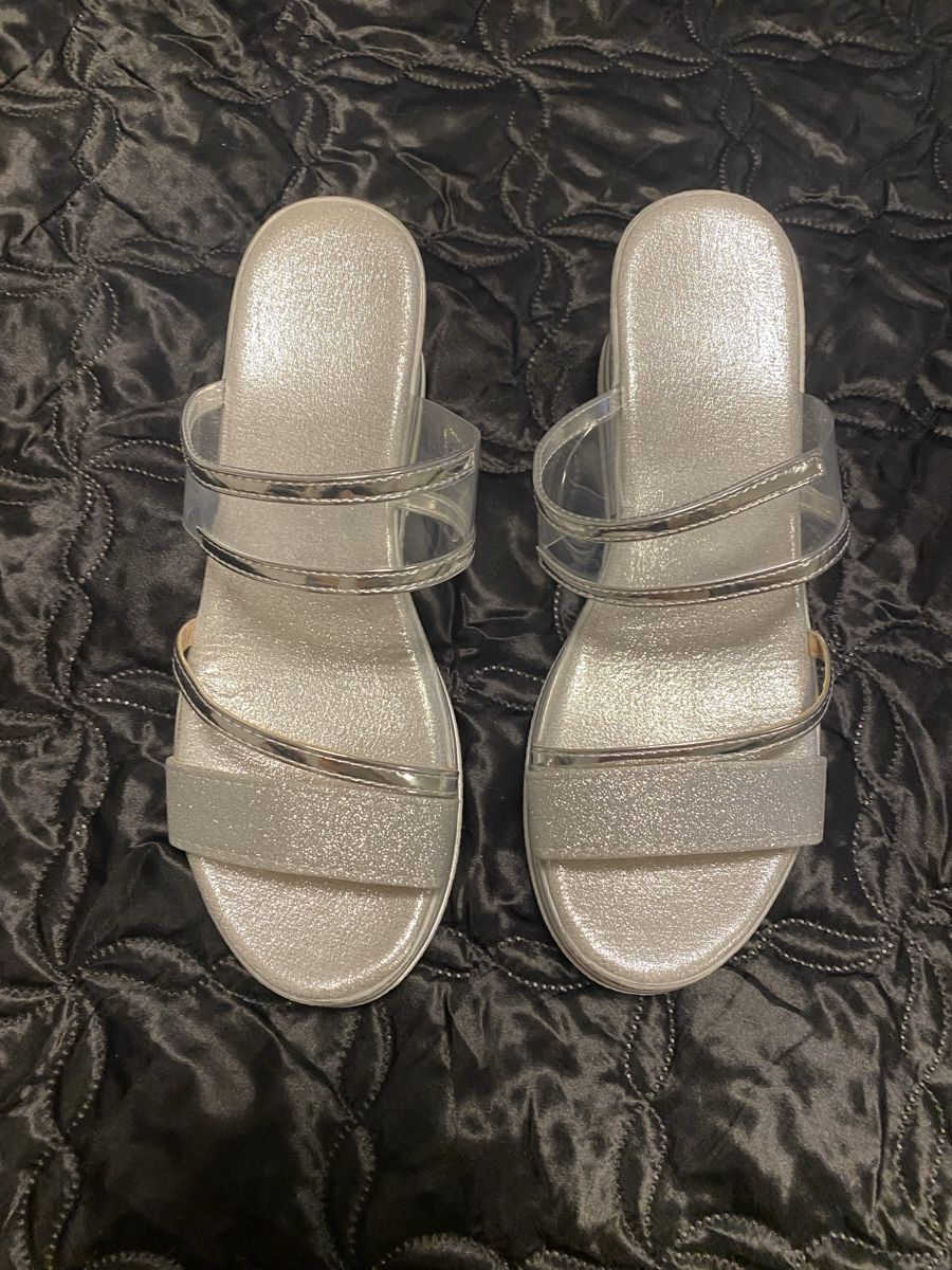 Scarpe da donna: Damen Pantoletten Silber – Nuovo e nell'imballaggio originale da Regensdorf venduto da 118-Regensdorf