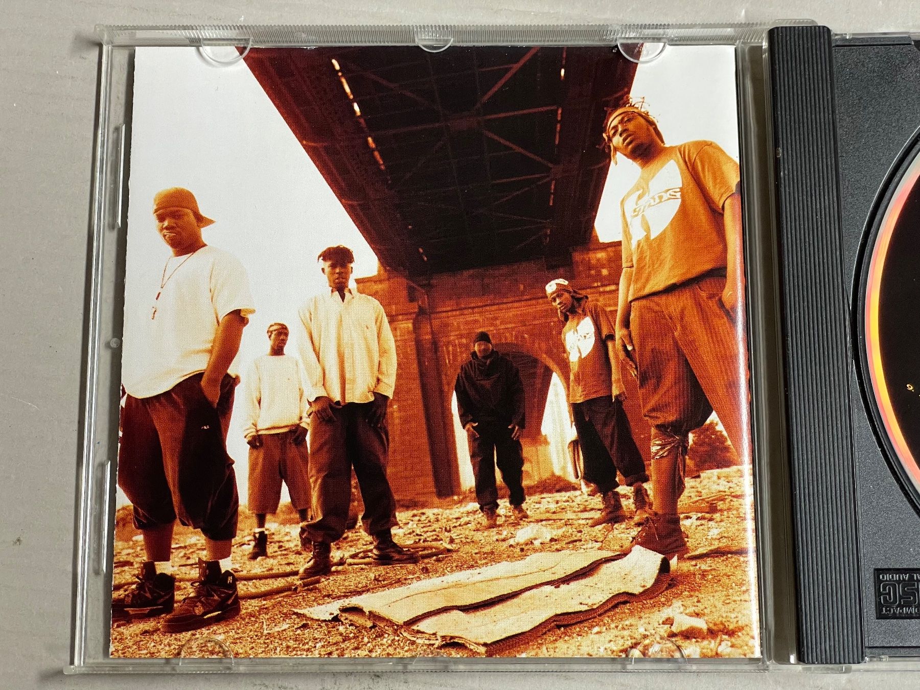 CD: Enter The Wu Tang Clan - 36 Chambers – Usato da Muri b. Bern venduto da AdidasCollector 3