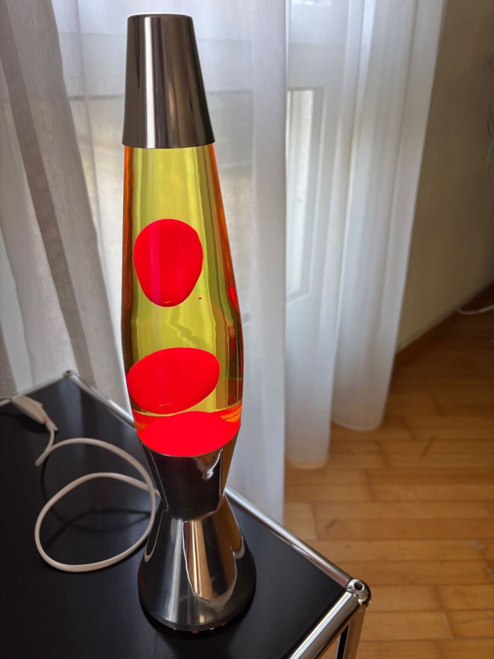 Lampen: Lavalampe rot – Gebraucht aus Wettingen von 194073riner