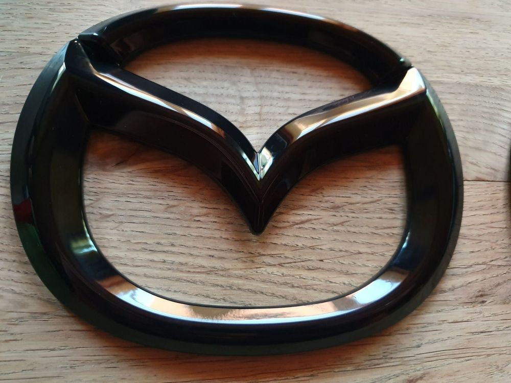 Mazda Emblem Schwarz
