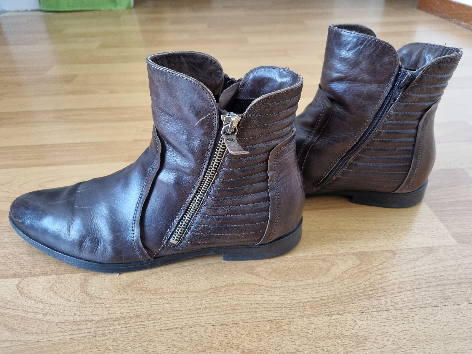 Globus Scarpe da donna: Globus Damenstiefeletten Braun, Grösse 41 – Usato da Laupen BE venduto da Bombers 1