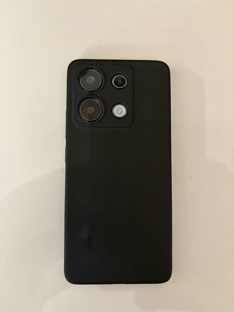 Xiaomi Telefoni cellulari / Smartphones: Redmi Note 13 Smartphone 128GB guter Zustand – Usato da Bünzen venduto da Matom23 4