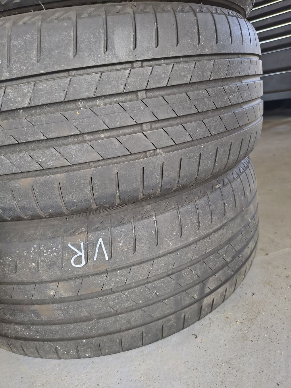 Pneumatici & Ruote complete: Bridgestone 205/55R17 95W – Usato da Volketswil venduto da wrrhx 3