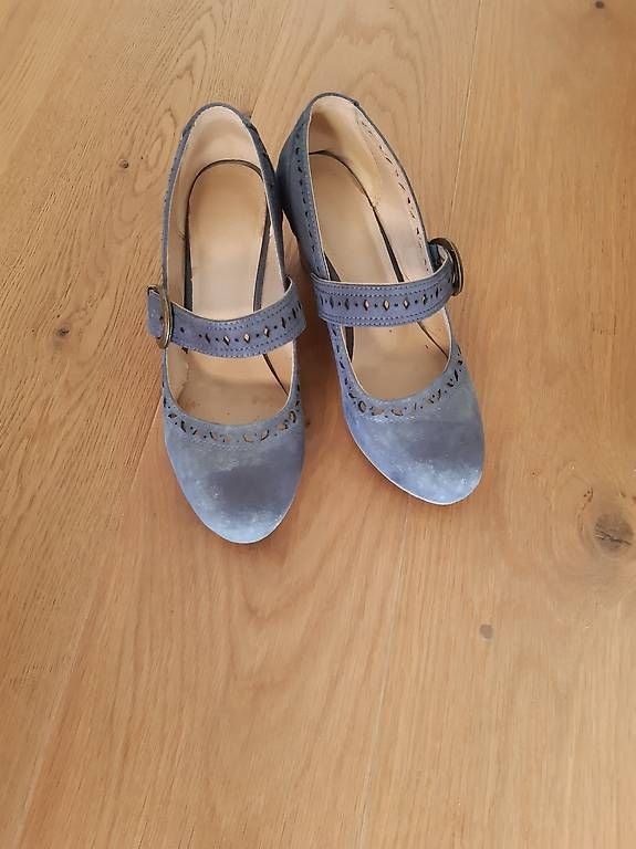 Damenschuhe: Pumps 39 – Gebraucht aus Nebikon von Haidihooo 2