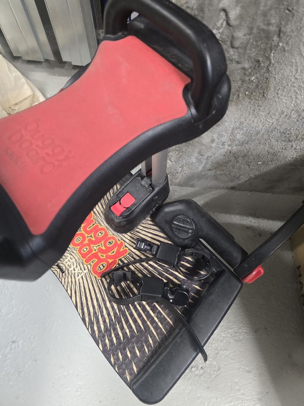 Lascal Accessoires pour poussettes: Lascal BuggyBoard Maxi with Saddle, used – D'occasion à Horgen par was_9yg7 5