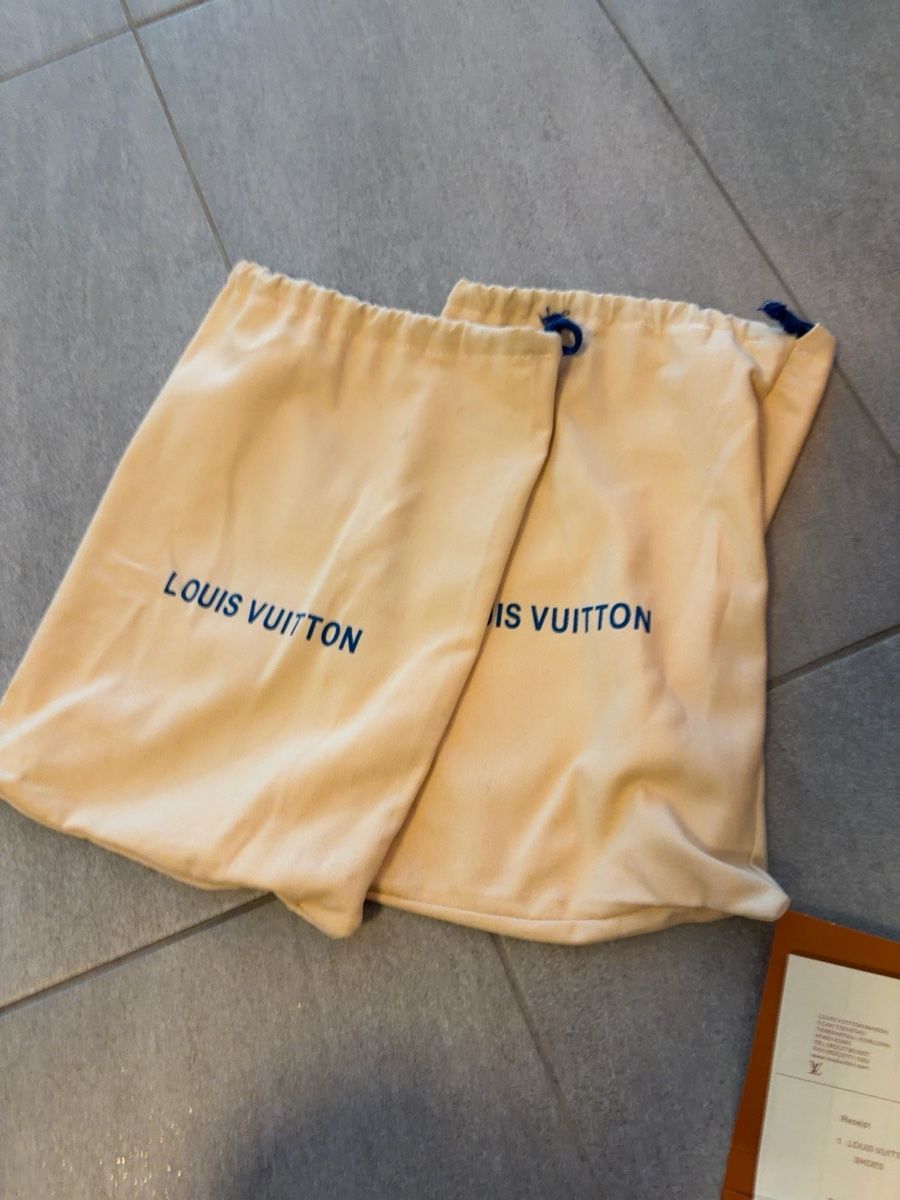 Louis Vuitton Scarpe da uomo: Louis Vuitton LV Trainer Sneaker Monogram World Tour – Nuovo (secondo la descrizione) da Plan-les-Ouates venduto da dboucheron4 7