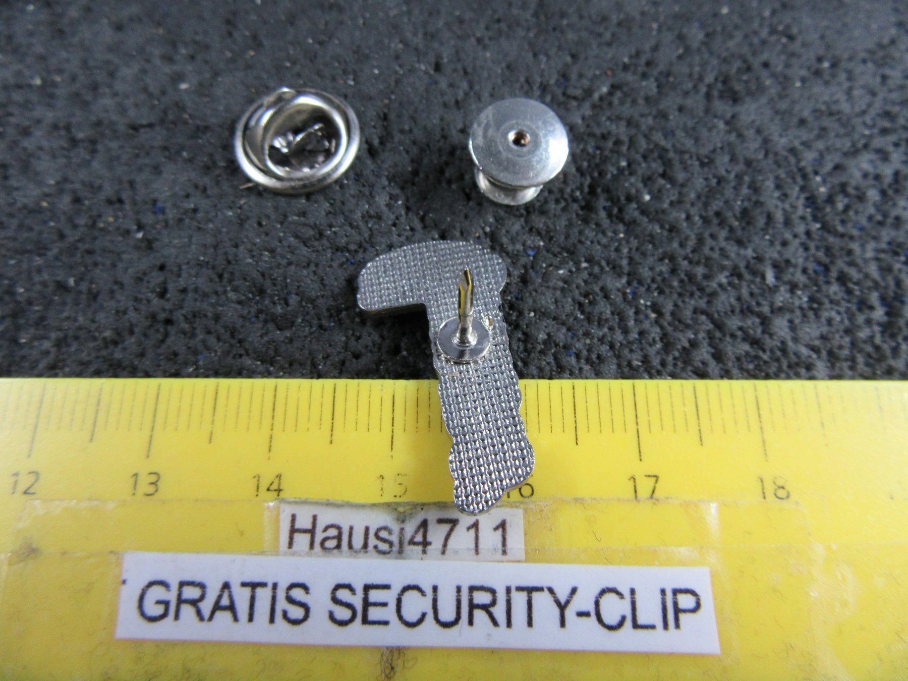 Chevrolet Plaketten & Abzeichen: CAMARO CHEVROLET AUTO PIN MIT SECURITY-CLIP – Gebraucht aus Ettingen von Hausi4711 2