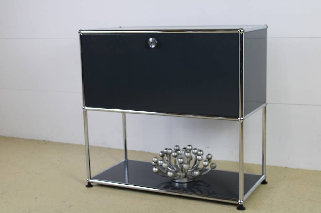 Regale: USM Sideboard Anthrazitgrau – Gebraucht aus Meinisberg von atelier_TILIJA 4