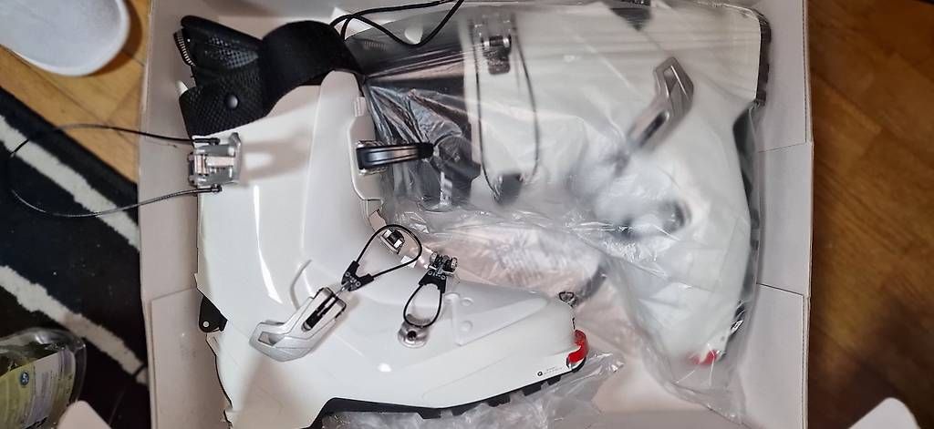 Scarpe da uomo: Dynafit One U Tourenskischuh Gr.44 – Usato da Engelburg venduto da typhosmr 1