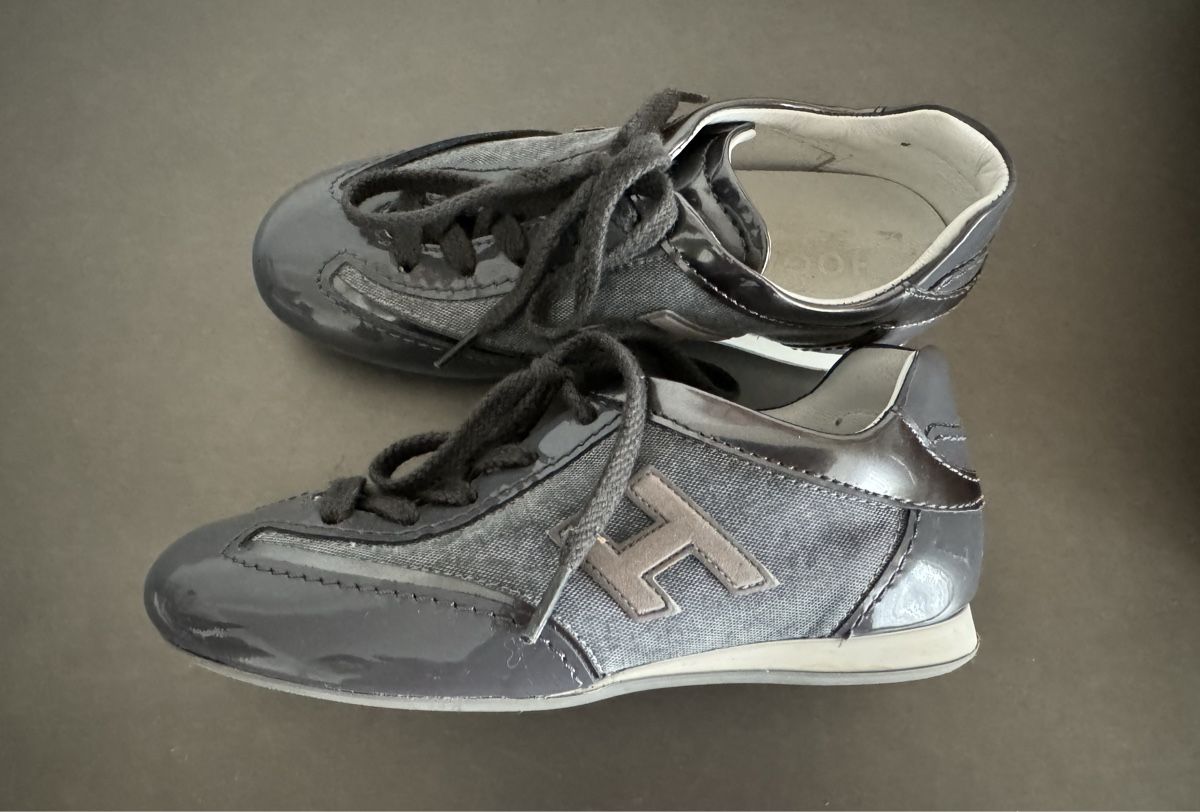 Hogan Scarpe per ragazze: Hogan Sneakers Grösse 28 – Usato da Bern venduto da Olenush